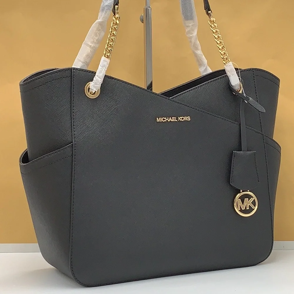 MICHAEL KORS
Jet Set Large X Chain Saffiano Leather Shoulder Tote HandBag

BLACK - Picture 10 of 16